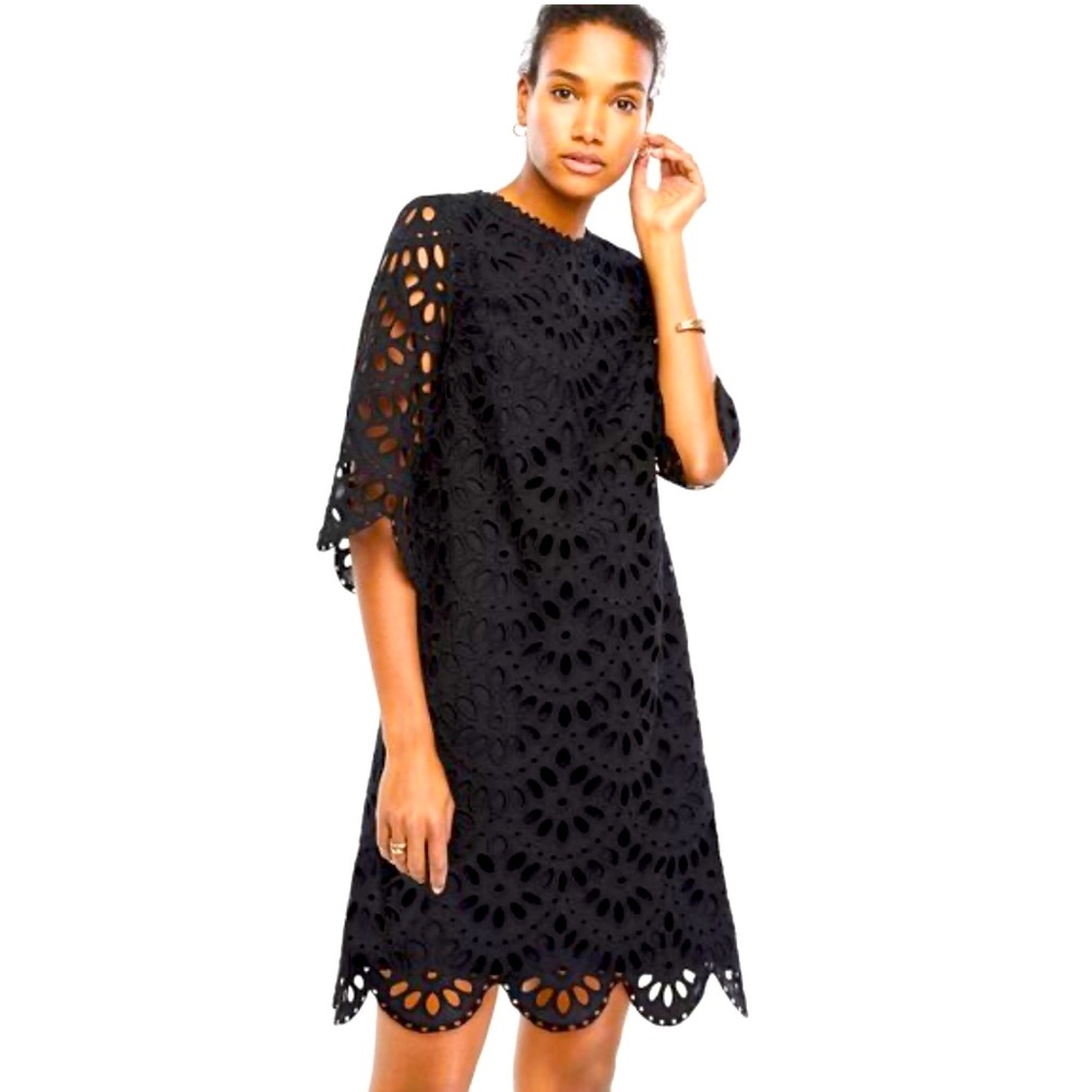 Ann Taylor cotton black eyelet dress. Size 6 - Picture 1 of 5